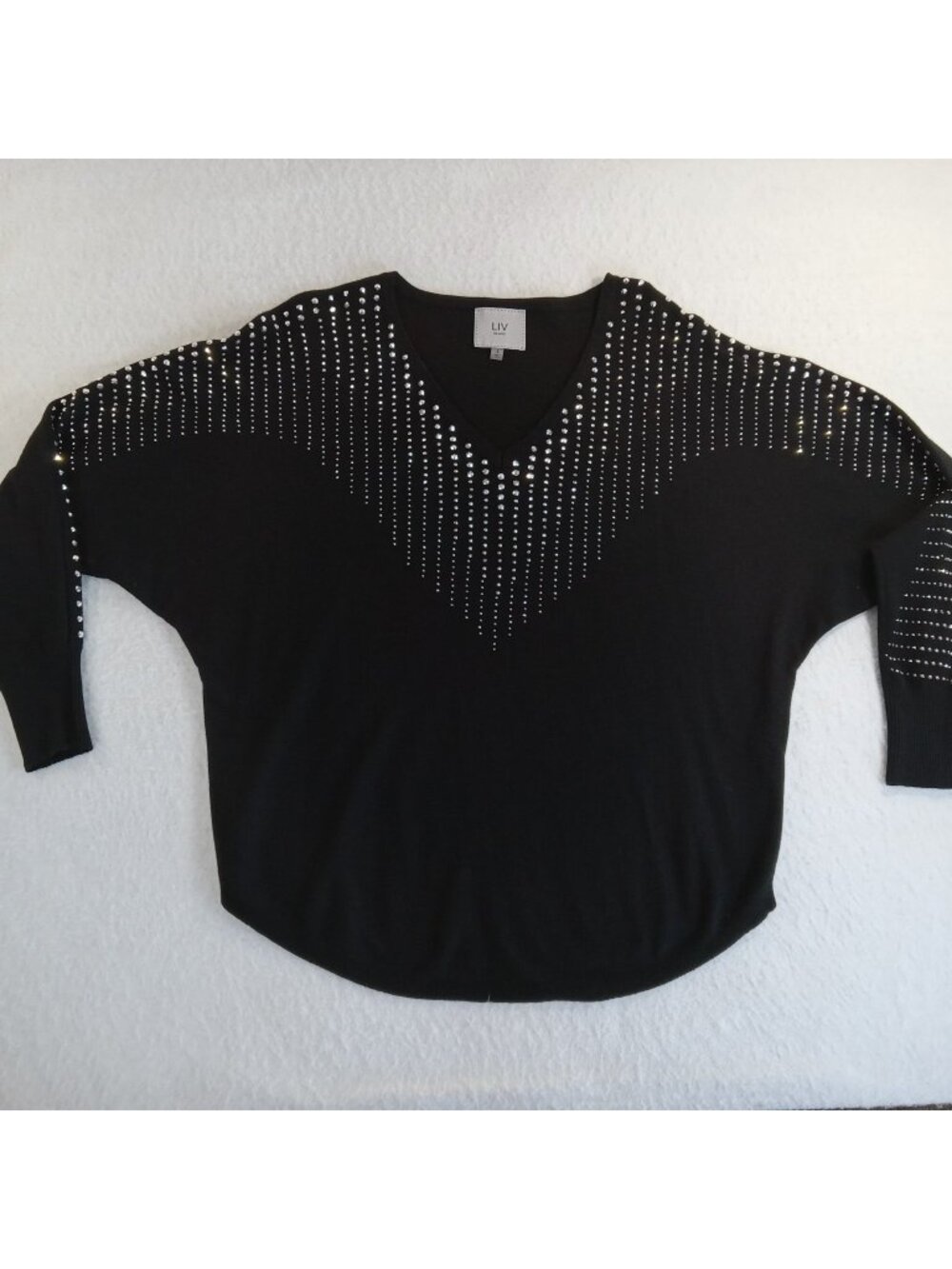 LIV Milano Women's L Large Black Silver Sequins Dolman Sleeve V-Neck Sweater